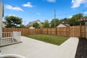 Impecable 2 Bedroom in Windsor