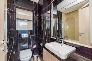 High Floor Brand New Apartment - 34