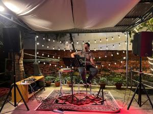 Saanvi Hotel & Restaurant