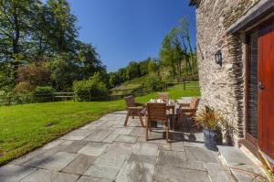 Red Deer Cottage - Wheddon Cross