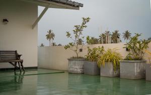 Who Chance Hotel and Restaurant