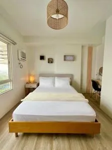 Cozy Condo bedroom in Bacolod City - باكولود
