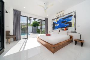 Spacious 4BR Private Pool Villa Luna