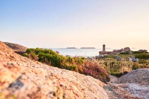 Maisons de vacances Evasion aux Caraibes Bretonnes - Votre havre de paix a Perros Guirec : photos des chambres