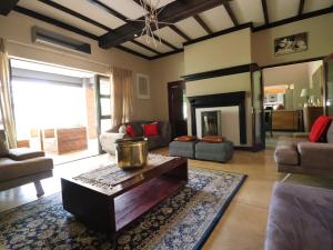 Modern 2 Bedroom Home