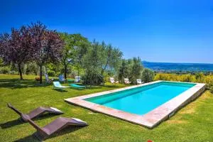 CASALE TRE CIPRESSI 10, Emma Villas - Lugnano in Teverina