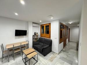 Spacious Top-Floor Apartment