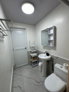 SM Naga City 2BR River view Balcony with Fiber Internet