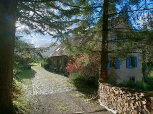 Appartements Gite de charme classe 3 etoiles dans ferme du XIXe restauree : photos des chambres