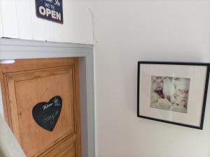 Appartements Gite de charme classe 3 etoiles dans ferme du XIXe restauree : photos des chambres