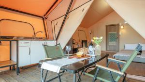 Gapyeong Sanmaeul Glamping