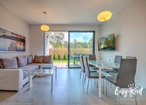 SUN 7 - Easy - Rent Apartments - z basenem