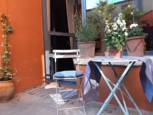 un oasis au coeur de la vieille ville, classé 4 étoiles - 蒙费列叙尔莱