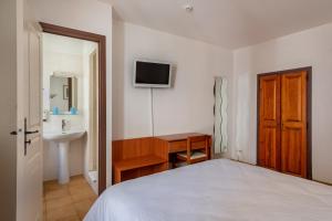 Hotels Logis Hotel Beausejour : photos des chambres