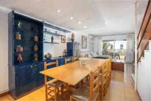 House 5 Mins From Montgat Beach