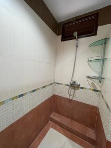Baan Poo Lom Condo