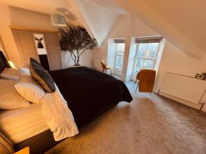 Lola's Loft with Lake Views - Central Bowness - Pet Friendly - Hotel 5 stelle a Bowness-on-Windermere