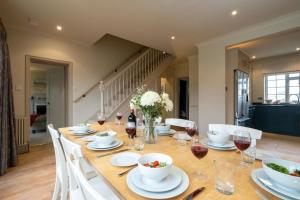 3 The Coastguards, Thorpeness - Only a stones throw from the Beach and very close to famous boating Meare, Country Club and Golf Club - Aldeburgh Coastal Cottages