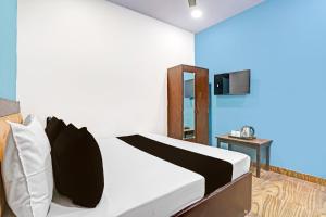 Hotel O Jail Road Rajouri Garden