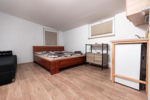 Deluxe Double Room with Extra Bed room in Hotel Rozkoš