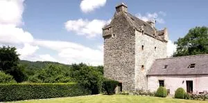 Aikwood Tower - Ettrickbridge End