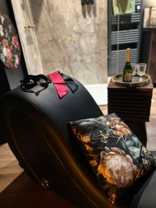 Love hotels Love Room La Croix de Saint Andre : photos des chambres