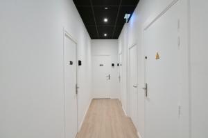 Appartements Studio pour deux personnes en mezzanine : photos des chambres