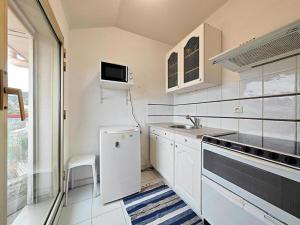 Studio Etoile dOr by Viva Riviera