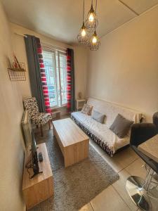 Appartements Studio en plein coeur de Fontainebleau, chateau a 3 minutes a pieds : photos des chambres