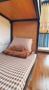 Hanoi Station Budget Backpackers - LushStay