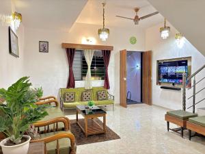 Rainbow luxurious villa