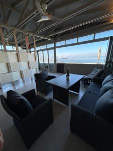Loft 181 by Oikies Rentals