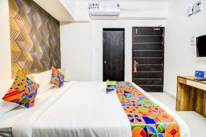 FabExpress Marvel Bliss - Nr Trump Towers