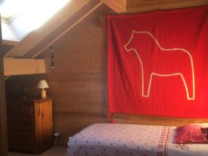 Chalet sur piste au Praz de Lys - 8 pers, 4 ch, proche Mont-Blanc - FR-1-815-2