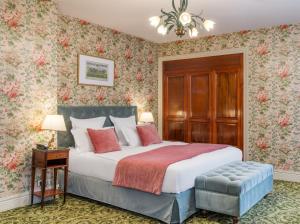 Hotels Grand Hotel Des Templiers, Piscine & Spa : photos des chambres