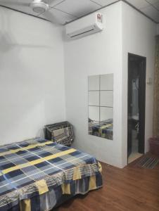 cekgu zarriq homestay