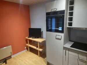 Cozy Apartment Near Vresse-sur-Semois, 36 m² with Balcony