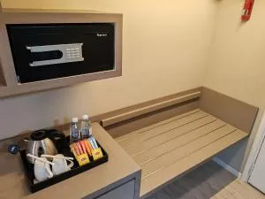 Flash Q hotel rooms - 达曼萨拉佩尔达纳