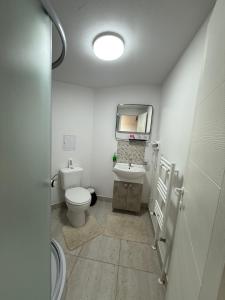 Jokai Apartments Nr8, code entry