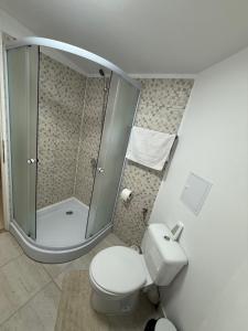 Jokai Apartments Nr8, code entry