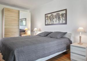Villas Magnifique Villa Charentaise avec Piscine & Beau Jardin - Moderne & Confort - Wifi gratuit : photos des chambres
