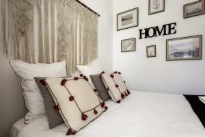 Grand T3 rue piétonne bureau et terrasse