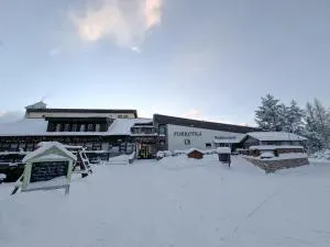 福尔阔特卡旅馆 - 什特尔布斯凯普莱索