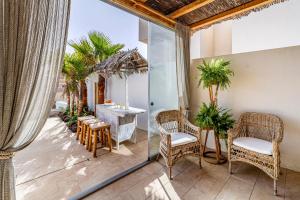 Ixchel Beach House By Sunkeyrents