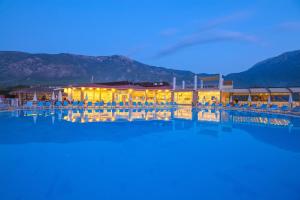 Sahra Su Holiday Village & SPA
