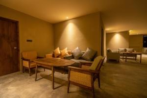 Nana Mountain Resort Mt Annapurna View