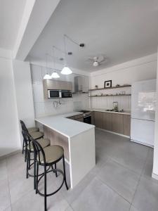 Little Oasis in Lima penthouse with pool, Grill, nice view, gated community