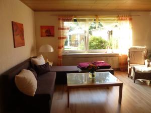 Ferienwohnung Stoeterau - ebenerdige FeWo mit Sonnenterrasse