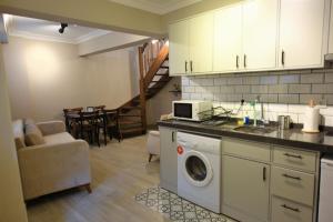 A spacious 3 rooms duplex close to İstiklal Boulevard