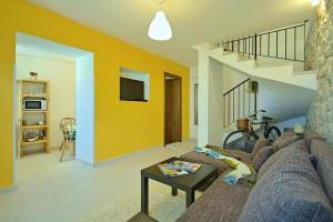 Rustical Vila Monspinosa